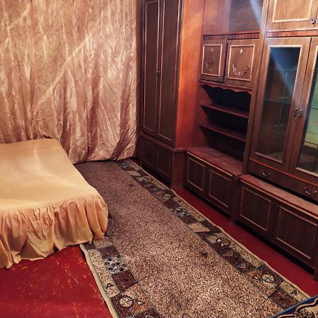 Новоместинская центр квартира посуточно Сумы Экстерьер фото