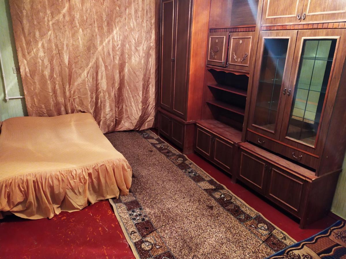 Новоместинская центр квартира посуточно Сумы Экстерьер фото